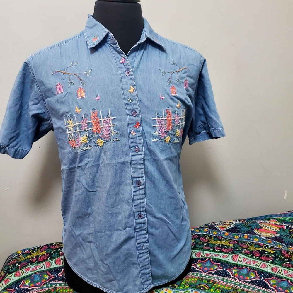 Vintage Blue Denim Grandmacore Chambray Shirt Medium